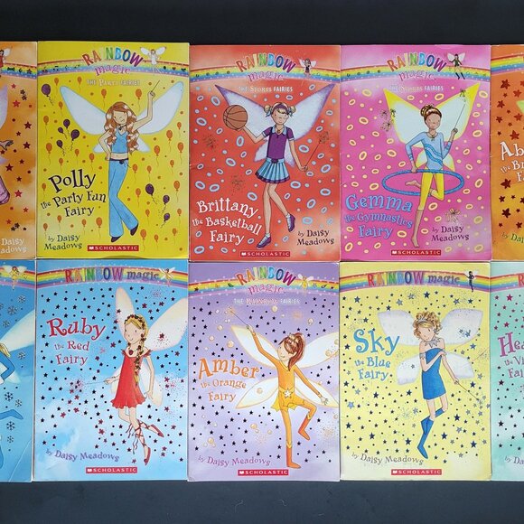 RAINBOW MAGIC FAIRIES FAIRY GIRLS HUGE LOT OF 25 BOOKS DAISY MEADOWS SCHOLASTIC - Picture 5 of 13